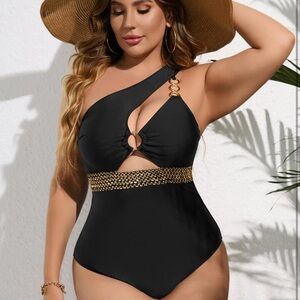 Elegant Black One-Shoulder Swimsuit